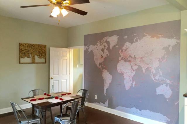 12 South-walk To Bars+coffee+food+shops+belmont Holiday home